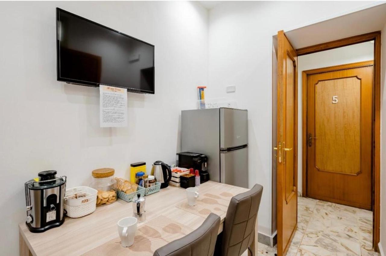 Mi Casa Tu Casa - Guest House Катания Екстериор снимка